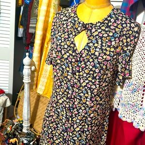 Leslie Faye 80s 90s Style Dress